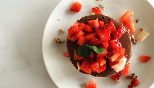 CHOCOLATE CAKE WITH STRAWBERRIES